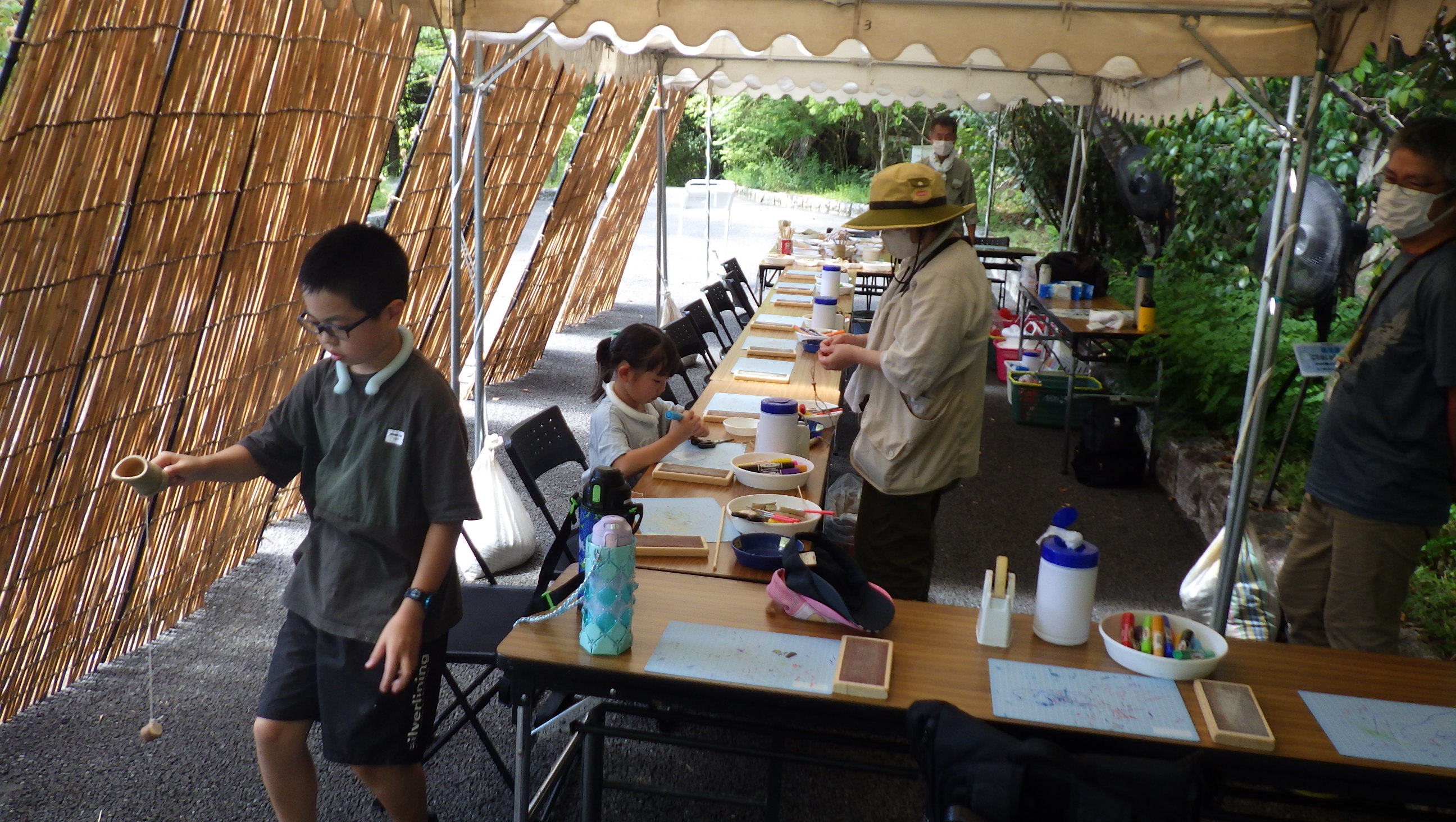 夏休みはクラフト！知恵の輪や木工クラフト